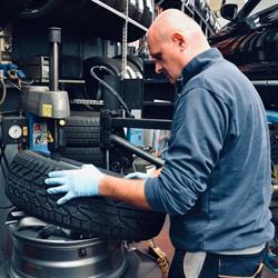 Car Service SRL, Cormano orari di apertura