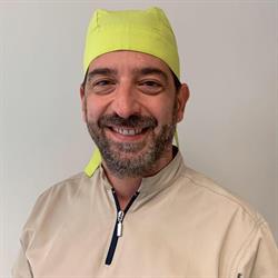 Centro Dentale Di Silvano Mario Menchise, Bari orari di apertura