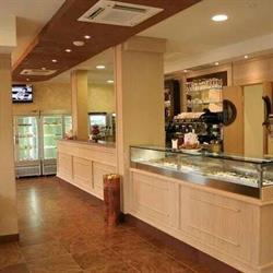 Bar Pasticceria Gelateria Ai Due Pini, Roma orari di apertura