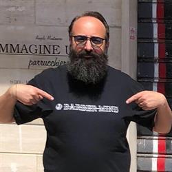 Immagine Uomo Parrucchiere di Angelo Montanera, Pomezia orari di apertura