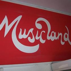 Musicland, Siracusa orari di apertura