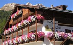 Hotel Gran Mugon Sèn Jan di Fassa, Vigo Di Fassa - Orari di apertura