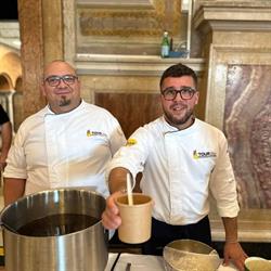 Ristorante Pizzeria La Luna Rossa Gilo SNC Di Gigliotti Francesco e Lo, Palata Pepoli orari di apertura