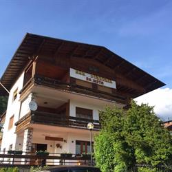 Pizzeria Ristorante Da Meto Visura S.a.s. Di Samassa Alvise e C., Agordo orari di apertura