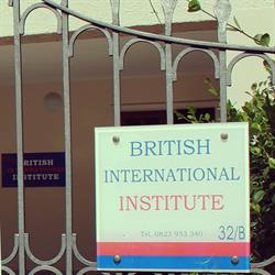 British International Institute, Sant'Agata de' Goti orari di apertura