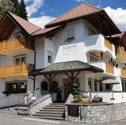 Albergo Stullerhof Ristorante Caffe', Moso in Passiria orari di apertura