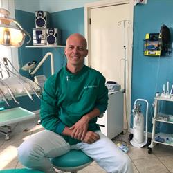 Centro Dentale SAS Di Merico Mirko e C., Giulianova orari di apertura