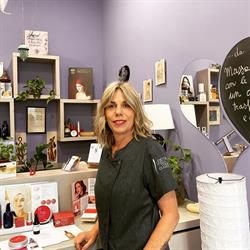Nuova Estetica Di Santoro Filomena Estetista E Riflessologia, Ferrara orari di apertura