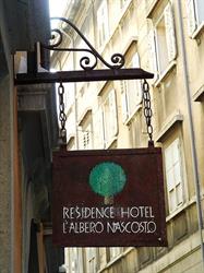 L'albero Nascosto SAS Di Stock Aldo & C., Trieste orari di apertura