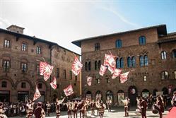 Gruppo Storico Sbandieratori Volterra, orari di apertura