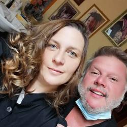 Immagine Donna, Stienta orari di apertura