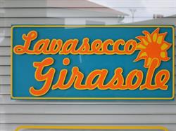 Pulitura A Secco Girasole Di Nicolini Mara Lavasecco, Thiene orari di apertura