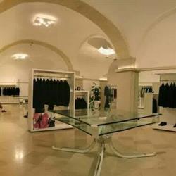 Boutique Abbasciano Snc Di Abbasciano B. & C., Andria orari di apertura