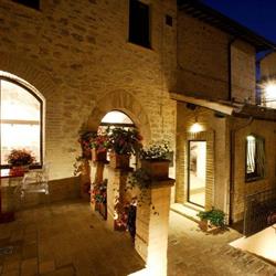 Sorella Luna Srl, Assisi orari di apertura