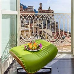 Palazzo Ferraioli, Atrani orari di apertura