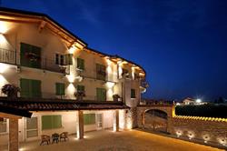 Residence La Rocca, Carrù orari di apertura