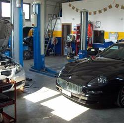 Sud Car Di Negro Daniele & C. Snc. Autofficina meccanica,elettrauto,gommista ,noleggio auto, Morciano di Leuca orari di apertura