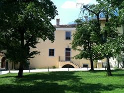 Relais Palazzo Lodron, Nogaredo (Trento, exit Rovereto Nord), orari di apertura