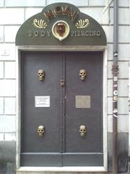 Moai Body Piercing, Genova orari di apertura