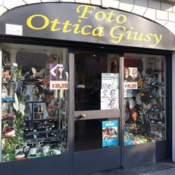 Foto Ottica Giusy Di San Lorenzo Di Parabiago, orari di apertura
