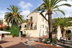 Les Arcades Srl Residence, Finale Ligure orari di apertura