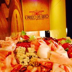 Il Palazzo Del Gusto Enoteca, Caserta orari di apertura