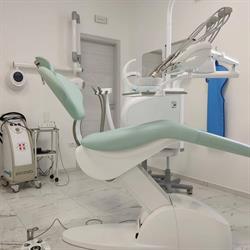 Studio Dentistico Dott. R. Pezzella, Ostuni orari di apertura