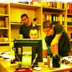 At System Di Alberto Marini & Tiziano Masoni S.n.c, Agliana orari di apertura