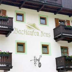 Bachlaufen Haus, Sesto orari di apertura