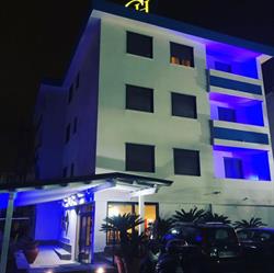 Hotel Clinton, Casoria orari di apertura
