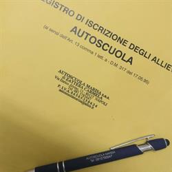 Autoscuola Marisa Sas, Napoli orari di apertura