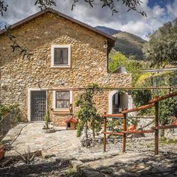 Podere La Villa Di Dicicco Maria Grazia, Zuccarello orari di apertura