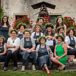Complemento Oggetto Di Michela Bratta, Fagagna orari di apertura