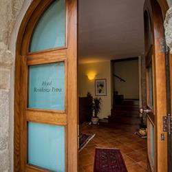 Hotel Residenza Petra, Petralia Soprana orari di apertura