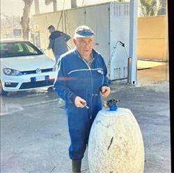 Chioni Mario, Forte dei Marmi orari di apertura