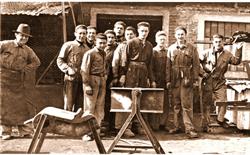 Officina Robiolio, Lessona orari di apertura