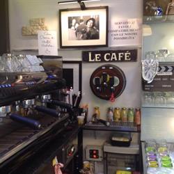 Caffetteria Silvia, Opera orari di apertura