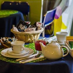 Almi Rooms B&B, Roma orari di apertura