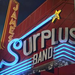 Surplus, Milano orari di apertura