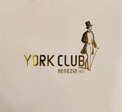 York Club Venezia abbigliamento since 1953, orari di apertura