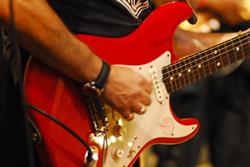 Il Megafono.Strumenti Musicali Usati & Riparazioni., Cagliari orari di apertura