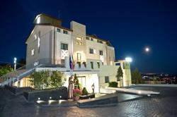 Hotel Vittoria, San Giovanni Rotondo orari di apertura