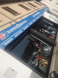 Baston Gomme S.r.l., Rho orari di apertura