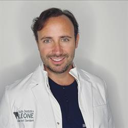 Studio Dentistico Leone - dr Pietro Leone (Napoli), orari di apertura