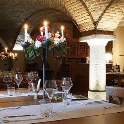 A la Table du Sommelier - Restaurant & Chambre d Hotes, Saint-Vincent orari di apertura
