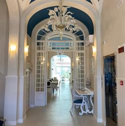 Hotel London, Viareggio orari di apertura