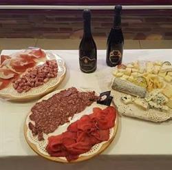 La Dispensa di Davide & Peter, Costa Volpino orari di apertura