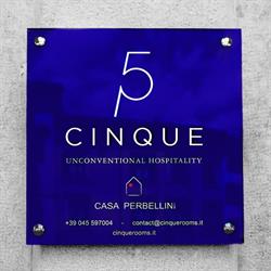 Cinque Rooms, Verona orari di apertura