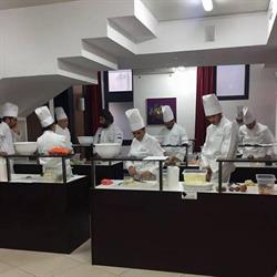 Noichef, Cisterna di Latina orari di apertura