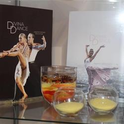 Divina Dance, Pagani orari di apertura